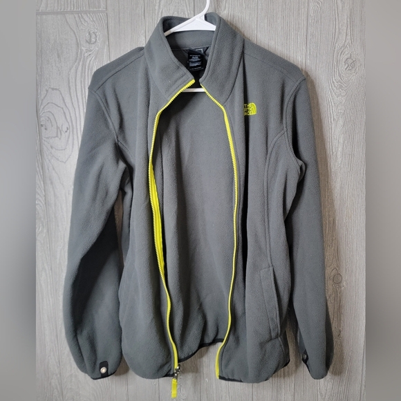 The North Face Boy Gray Fleece Jacket with Yellow Accents - Picture 6 of 8